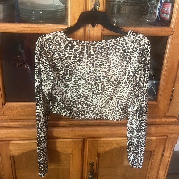 A junior shirt - Picture 2 of 3